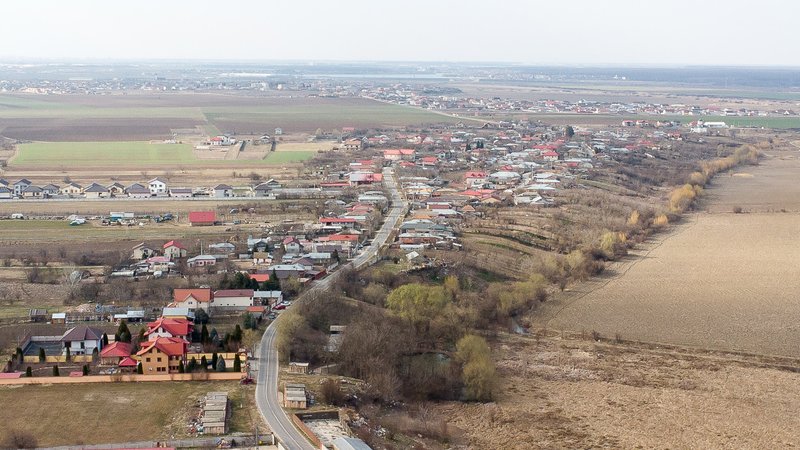 Ilfov Cernica posta teren intravilan la asfalt si statie autobuz